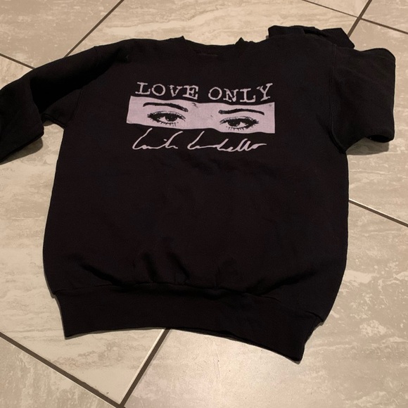 Tops - Love only ( Camila Cabello top )